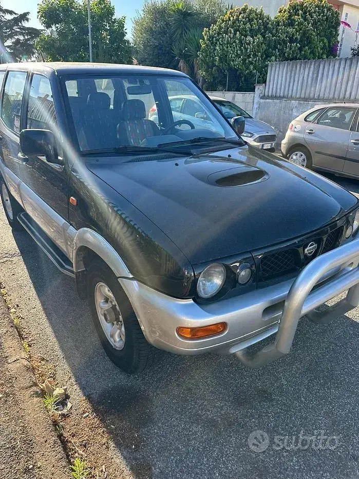Usata Nissan Terrano 125 CV (91 kW) 1998 Nero SUV