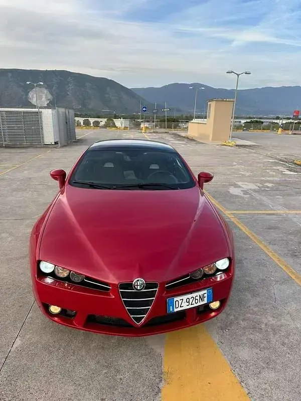 Usata Alfa Romeo Brera 170 CV (125 kW) 2010 Rosso Coupé