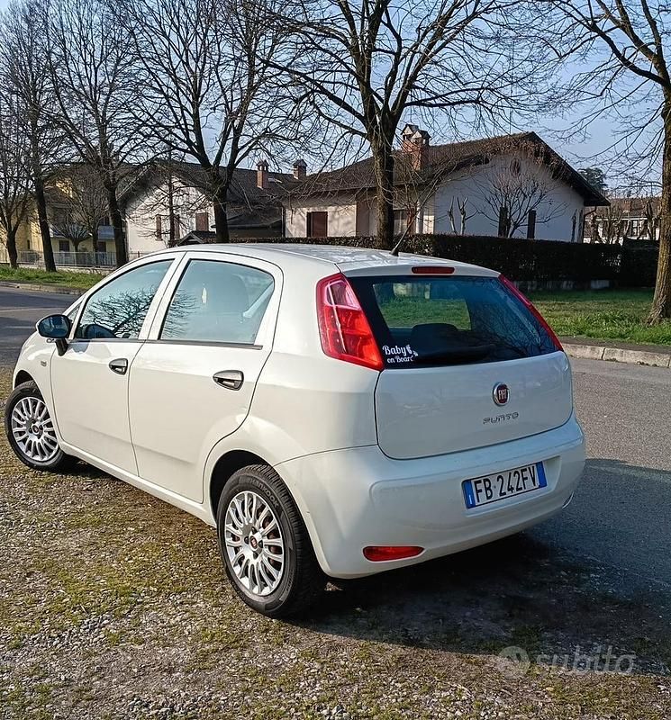 Usata Fiat Punto 2015 Bianco Utilitaria