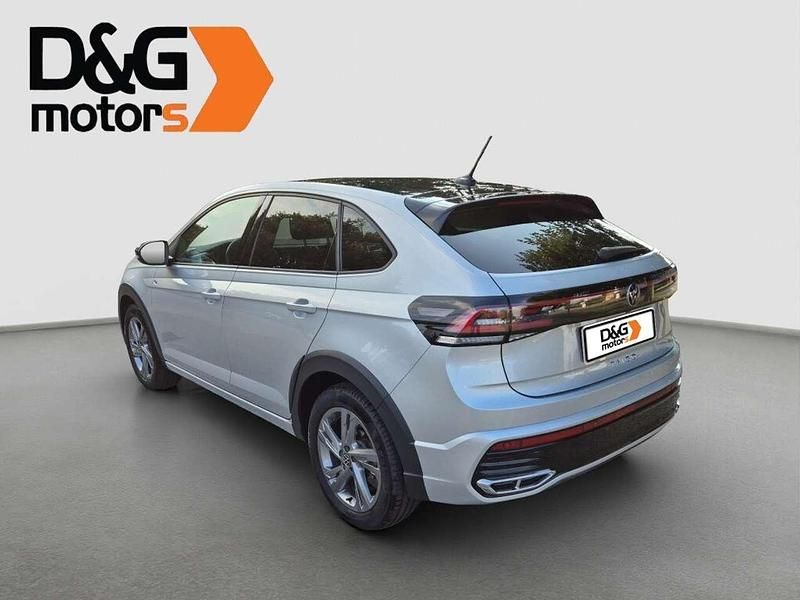 Usata VW Taigo R-line 116 CV (85 kW) 2024 Argento SUV