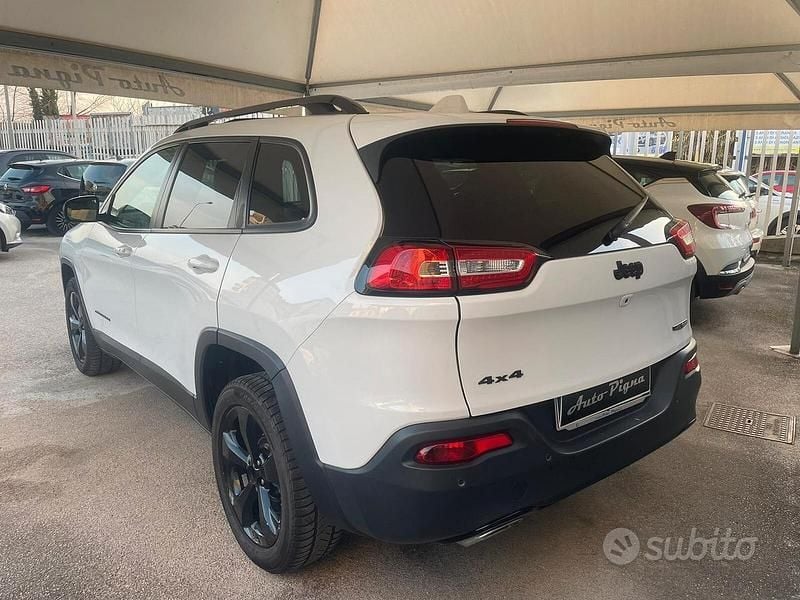 Usata Jeep Cherokee Night Eagle 200 CV (147 kW) 2017 Bianco SUV