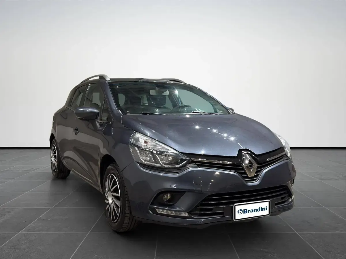 Usata Renault Clio Zen 75 CV (55 kW) 2017 Blu Station wagon