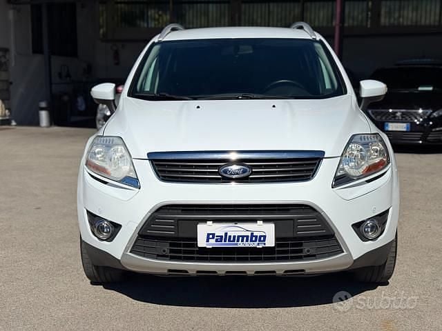 Usata Ford Kuga Titanium 140 CV (102 kW) 2011 Bianco(met.) SUV