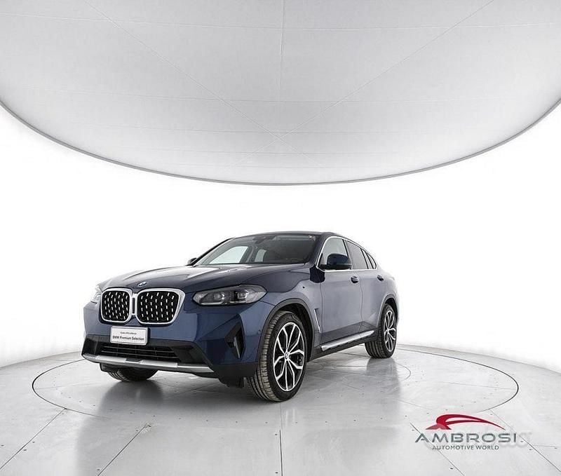 Begagnad BMW X4 Comfort Edition 190 HK (139 kW) 2022 SUV
