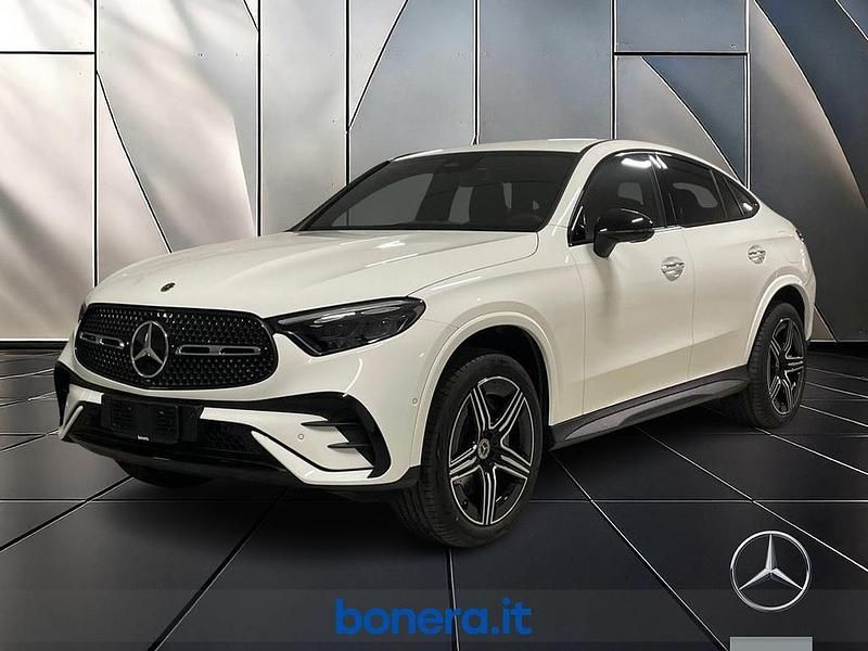 Bianco Nuova 2025 Mercedes GLC300e AMG Line Premium Coupé | 75.000 € (Super prezzo) - Immagine 1/4