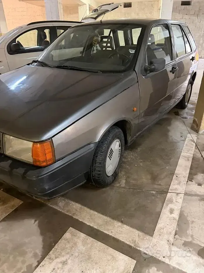 Usata Fiat Tipo 71 CV (52 kW) 1989 Grigio Utilitaria
