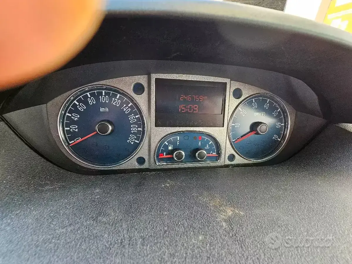 Usata Lancia Musa 120 CV (88 kW) 2012 Monovolume