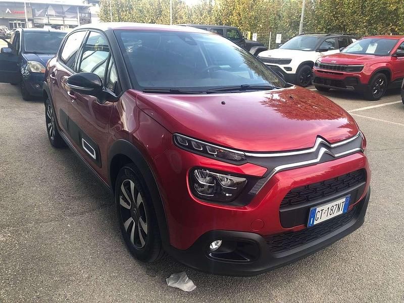 Usata Citroën C3 PureTech 110 CV (80 kW) 2024 Rosso Utilitaria