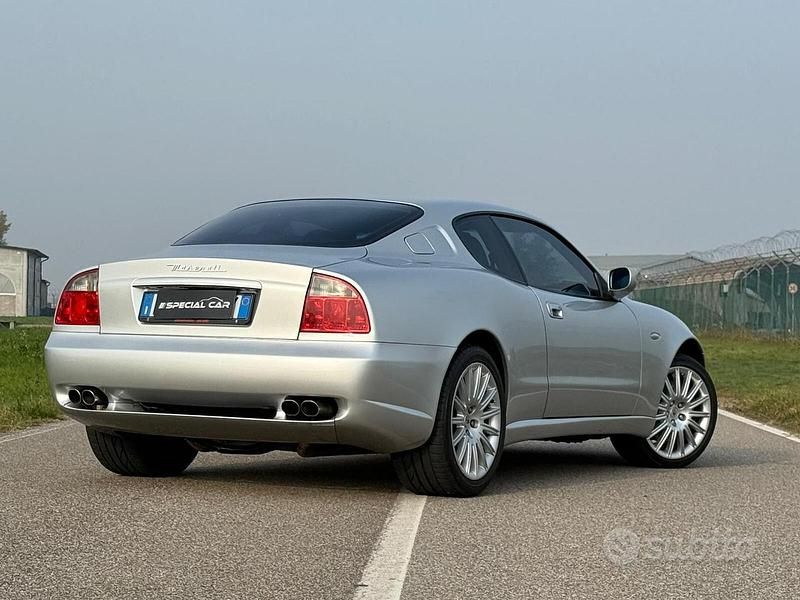 Usata Maserati Coupé 390 CV (286 kW) 2002 Argento Coupé