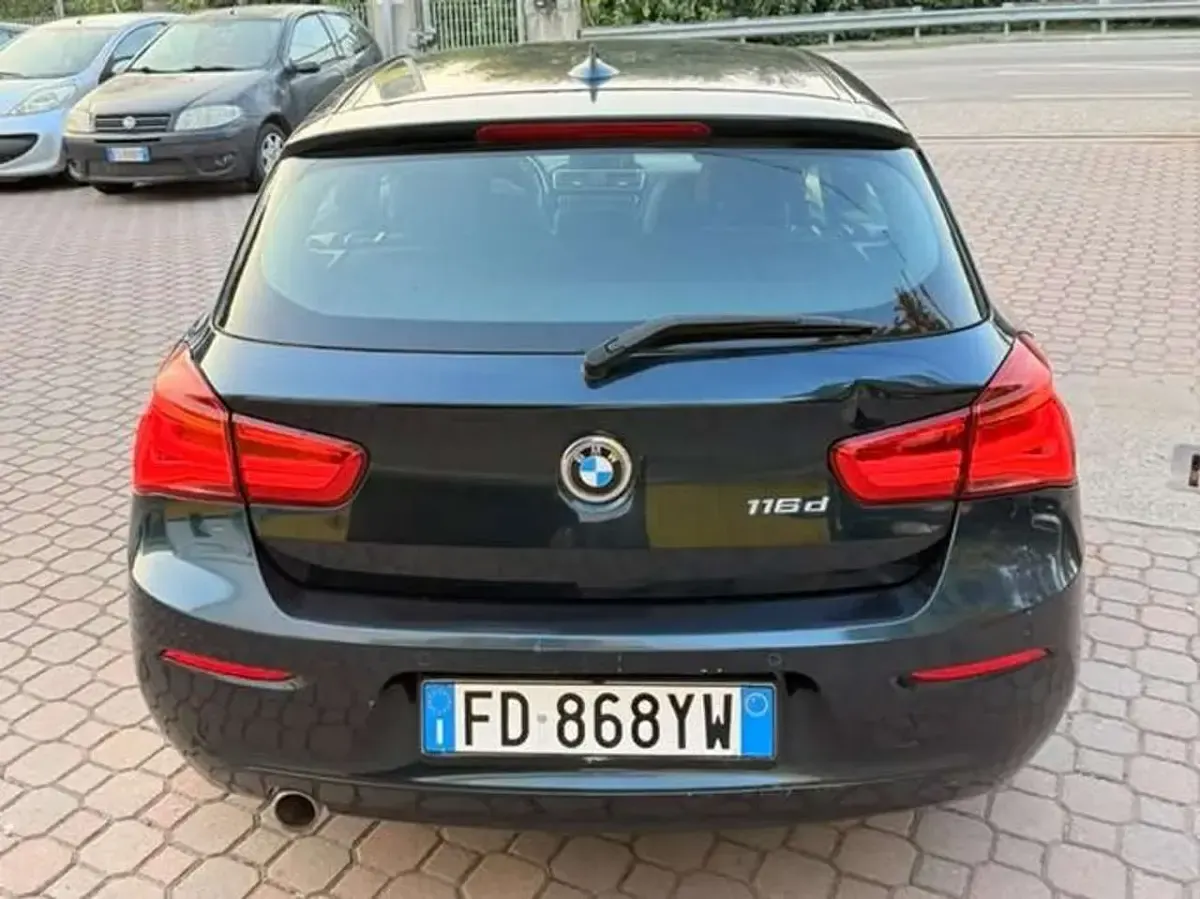 Usata BMW 116 Advantage 116 CV (85 kW) 2016 Blu/azzurro Utilitaria