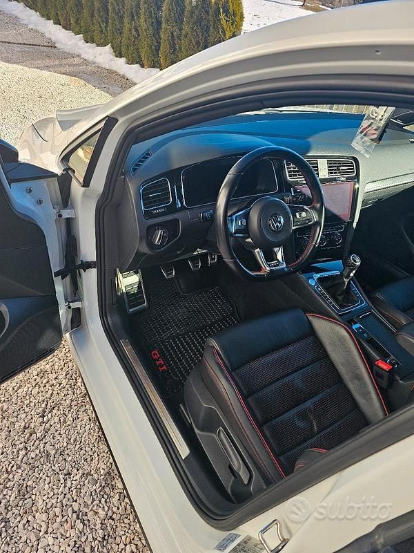 Usata VW Golf VII GTI 245 CV (180 kW) 2017 Bianco Berlina