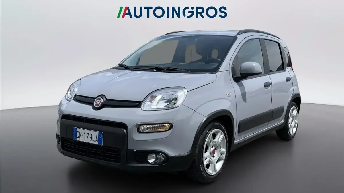 Usata Fiat Panda Cross Cross 69 CV (50 kW) 2023 Utilitaria