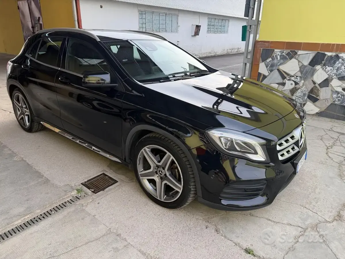 Occasion Mercedes GLA200 Premium 136 ch (100 kW) 2019 Noir SUV
