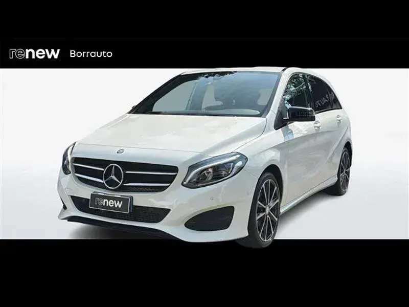 Usata Mercedes 180 2015 Bianco Berlina