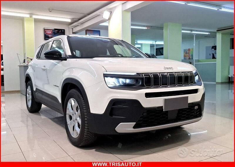 Bianco Usata 2024 Jeep Avenger Altitude SUV | 20.990 € (Buon prezzo) - Immagine 1/4