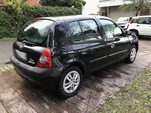 Usata Renault Clio II Campus 58 CV (42 kW) 2006 Nero Berlina