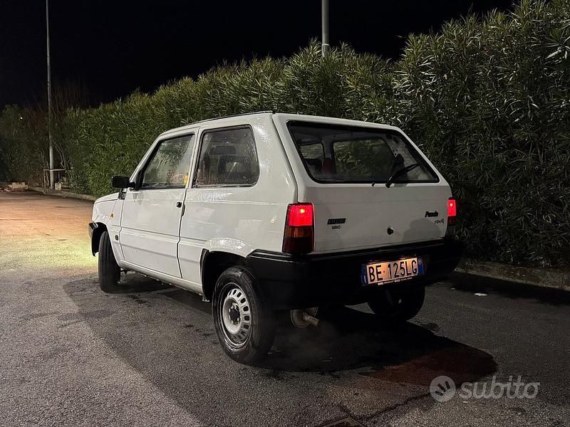 Usata Fiat Panda Young 39 CV (28 kW) 1999 Bianco Berlina