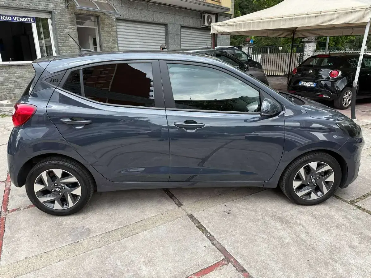 Usata Hyundai i10 Prime 67 CV (49 kW) 2024 Grigio Utilitaria