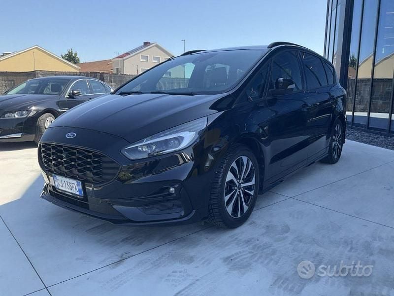 Usata Ford S-MAX Business Edition 190 CV (139 kW) 2022 Nero Monovolume