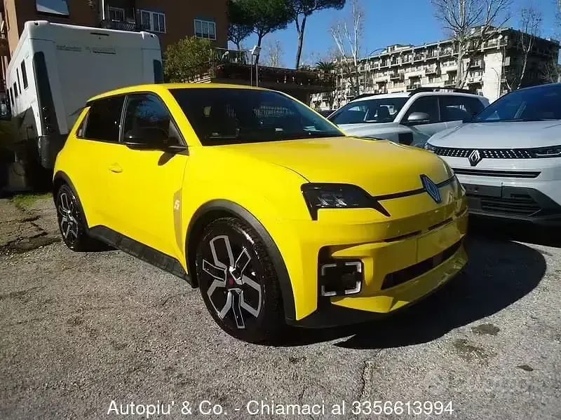 Ny Renault 5 E-Tech Techno 88 kW (120 HK) 2026 Gul Sedan