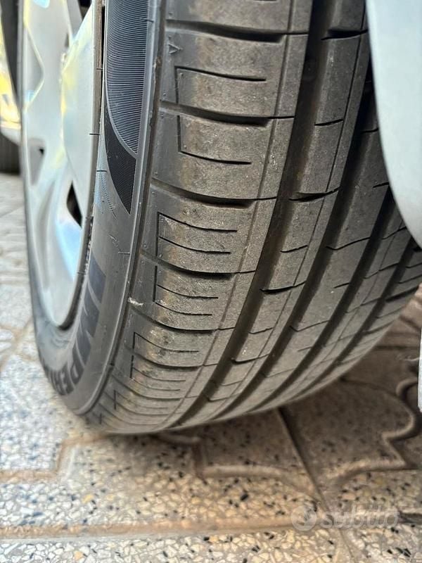 Usata Opel Meriva 95 CV (69 kW) 2012 Monovolume