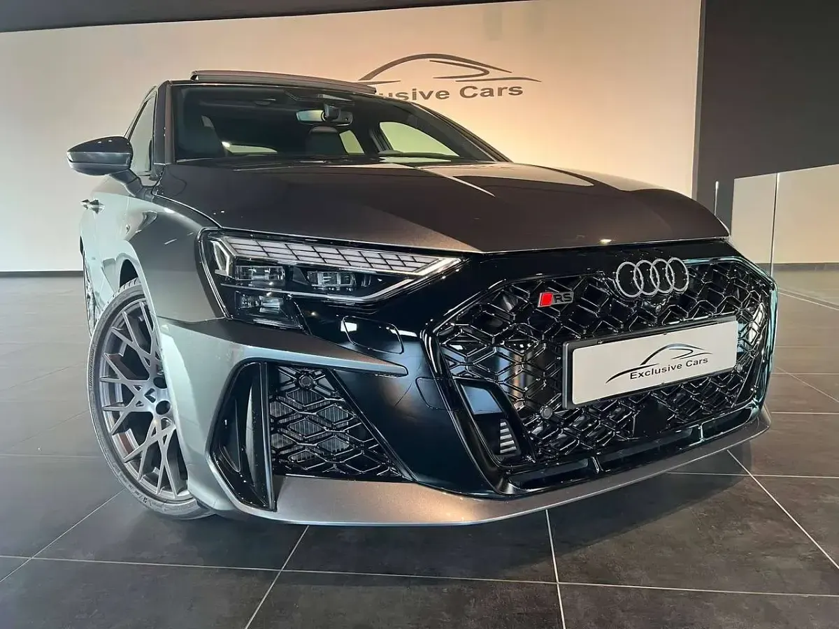 Nuova Audi RS3 Ambiente 400 CV (294 kW) 2026 Grigio daytona perla Berlina