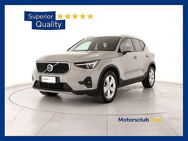 Grigio Usata 2025 Volvo XC40 Core SUV | 31.715 € (Ottimo prezzo) - Immagine 1/4