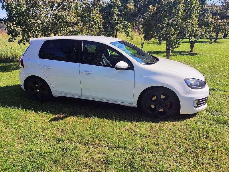 Usata VW Golf VI GTI 211 CV (155 kW) 2010 Bianco Utilitaria