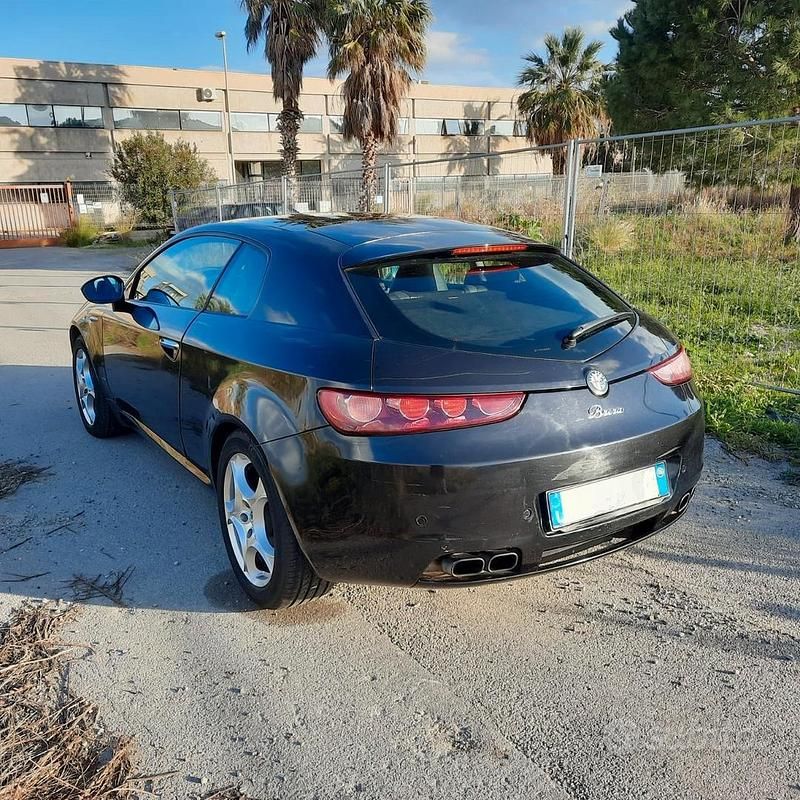 Usata Alfa Romeo Brera 185 CV (136 kW) 2006 Nero Coupé