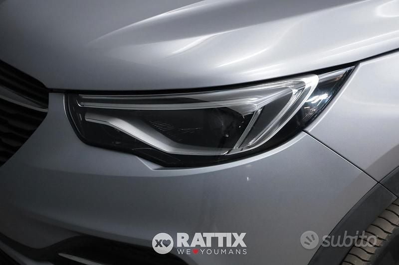 Usata Opel Grandland X Business Elegance 181 CV (133 kW) 2021 Kontrast grey SUV