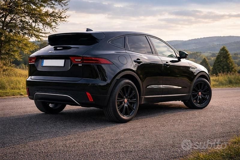 Usata 2018 Jaguar E-Pace S SUV | 17.000 € (Ottimo prezzo) - Immagine 1/4