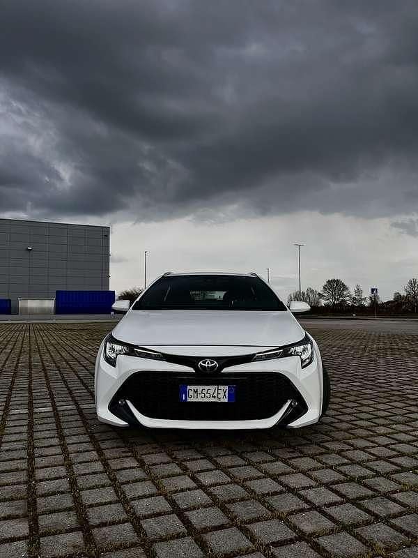 Usata Toyota Corolla Business Edition 98 CV (72 kW) 2022 Station wagon