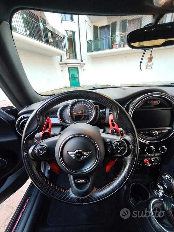 Usata Mini Cooper S 211 CV (155 kW) 2017 Nero Utilitaria