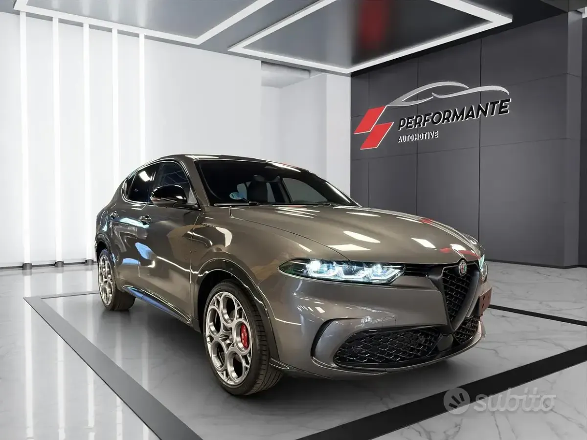 Usata Alfa Romeo Tonale Edizione Speciale 131 CV (96 kW) 2022 Grigio SUV