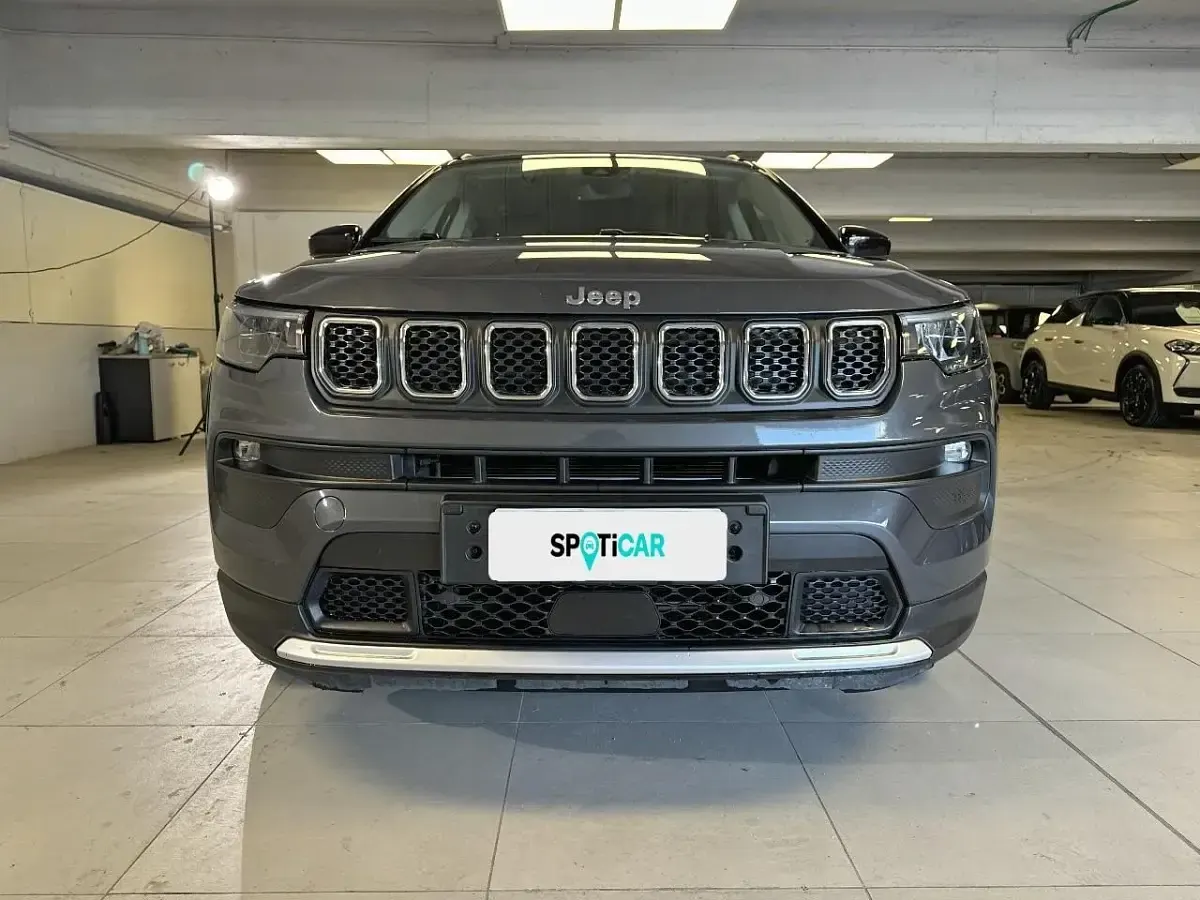 Usata Jeep Compass Limited 131 CV (96 kW) 2022 Grigio SUV