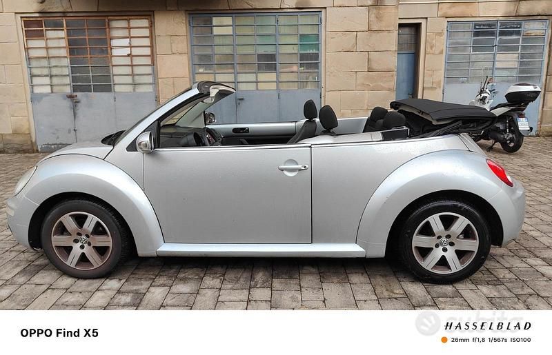 Usata VW New Beetle 105 CV (77 kW) 2006 Grigio Utilitaria