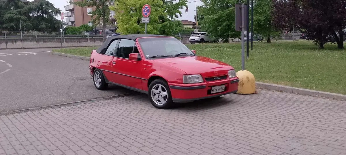 Usata Opel Kadett 116 CV (85 kW) 1987 Utilitaria
