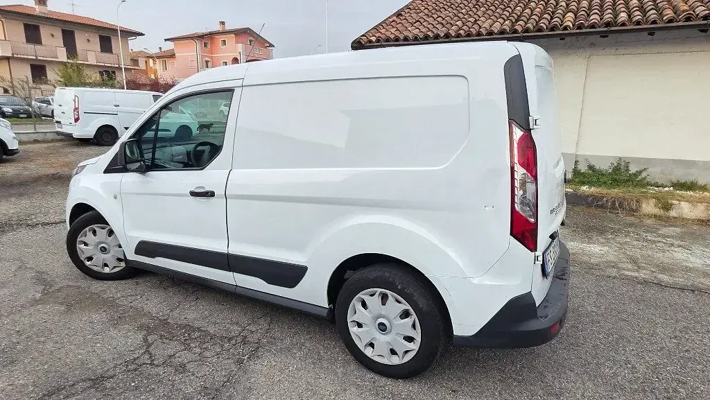 Usata Ford Transit Connect Trend 101 CV (74 kW) 2018 Bianco / pastello Monovolume