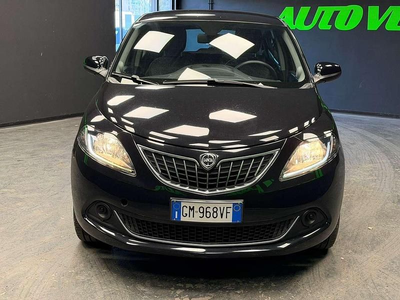 Usata Lancia Ypsilon Silver 69 CV (50 kW) 2023 Nero Utilitaria