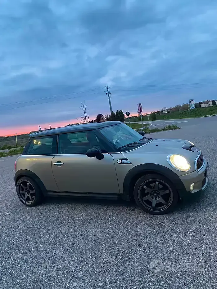 Usata Mini Cooper S 175 CV (128 kW) 2006 Utilitaria