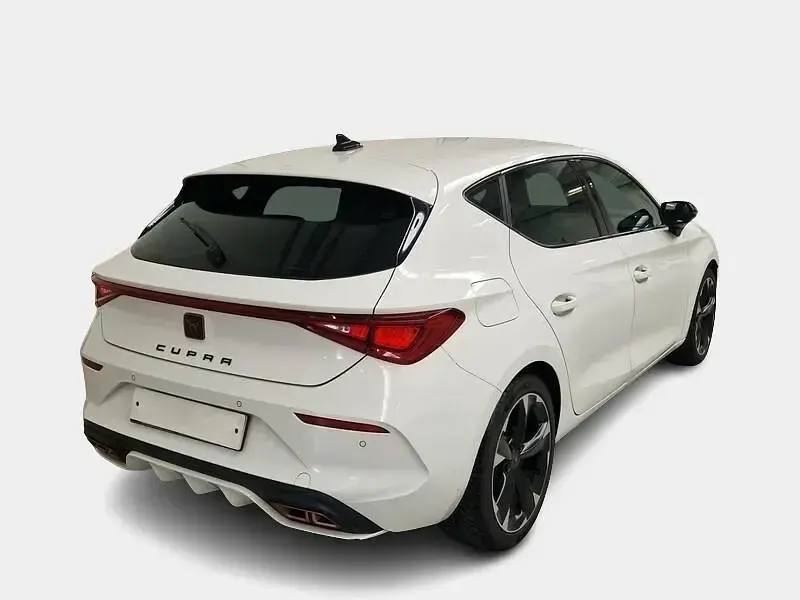Usata Cupra Leon 150 CV (110 kW) 2023 Bianco Berlina