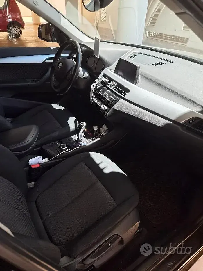 Usata BMW X1 Advantage 150 CV (110 kW) 2018 Nero SUV