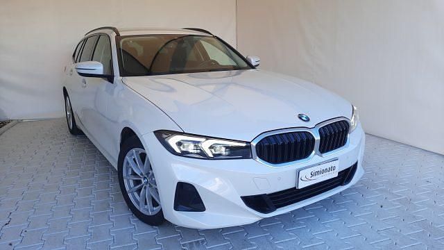 Usata BMW 318 Advantage 150 CV (110 kW) 2022 Bianco Station wagon
