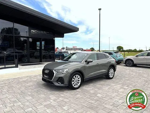 Usata Audi Q3 Sportback 150 CV (110 kW) 2019 Grigio SUV