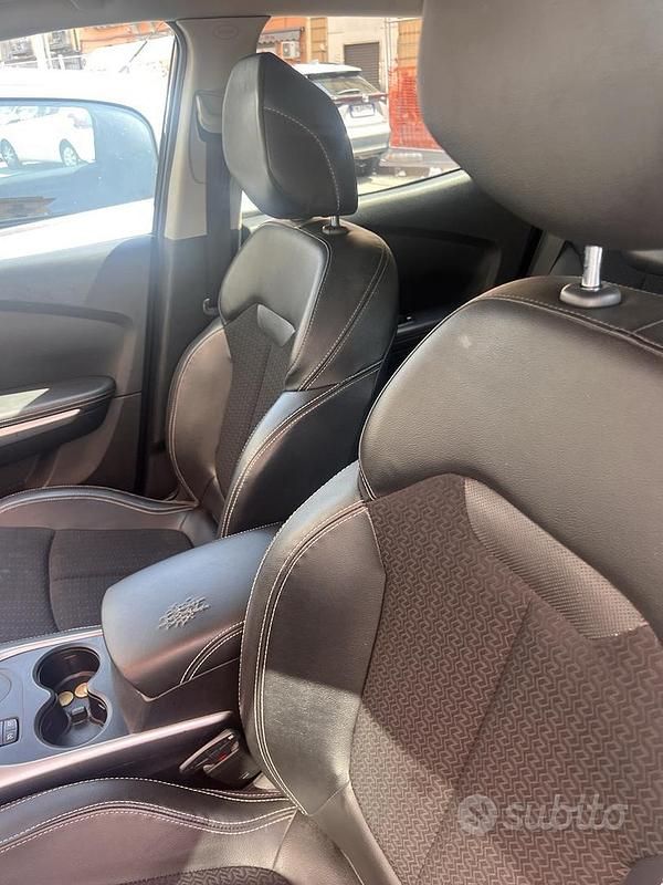 Nero Usata 2016 Renault Kadjar SUV | 7000 € - Immagine 1/4