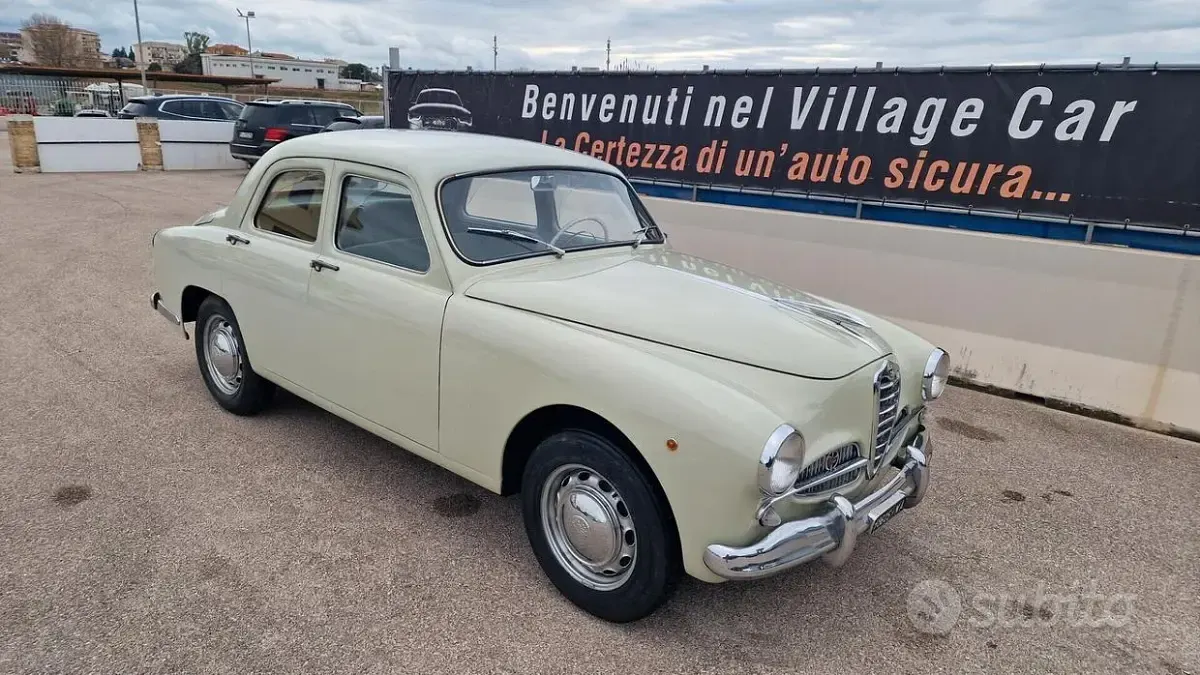 Usata Alfa Romeo 1900 Super 90 CV (66 kW) 1950 Grigio Berlina