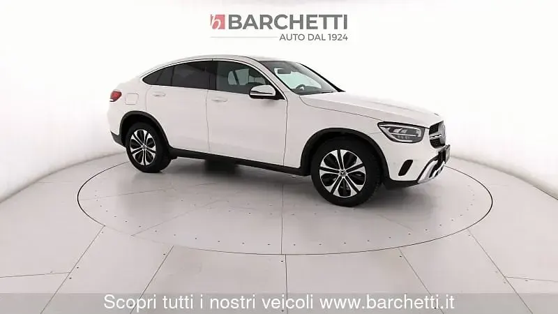 Usata Mercedes GLC200 163 CV (119 kW) 2021 Bianco SUV