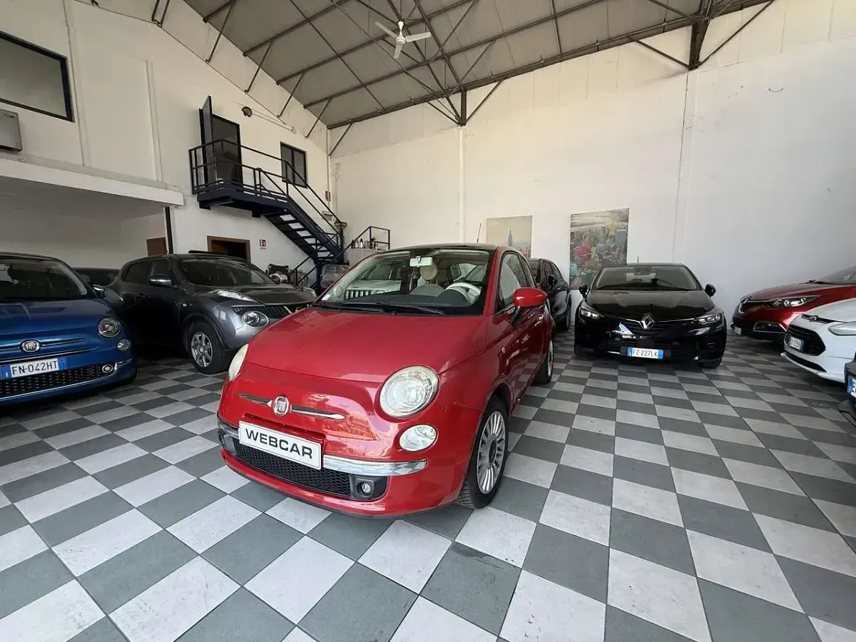 Usata Fiat 500 Lounge 69 CV (50 kW) 2008 Rosso Utilitaria