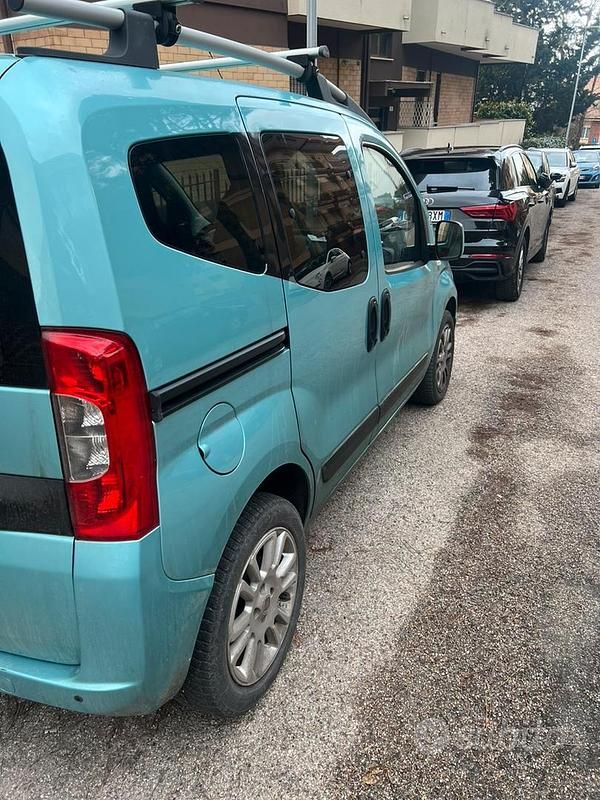 Usata Fiat Qubo Trekking 95 CV (69 kW) 2019 Blu Monovolume