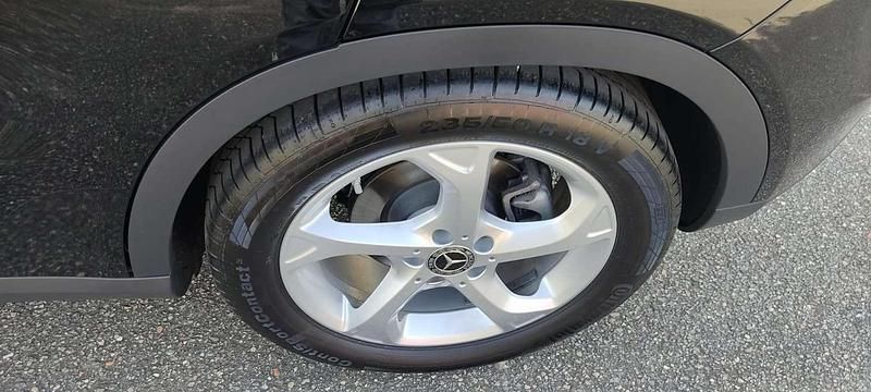 Usata Mercedes GLA180 122 CV (89 kW) 2020 Nero SUV